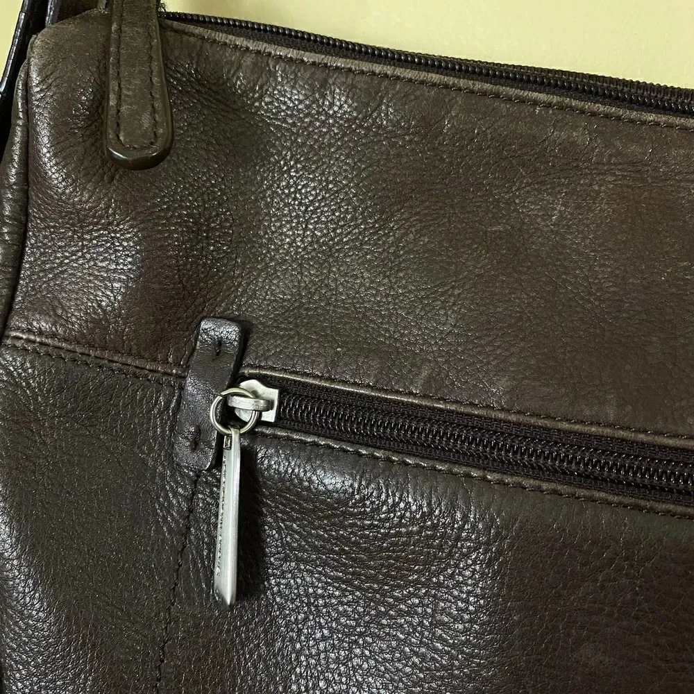 Vintage Stone Mountain Brown Leather Shoulder Bag